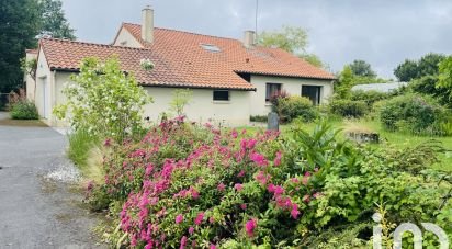 House 6 rooms of 132 m² in Chanteloup-les-Bois (49340)