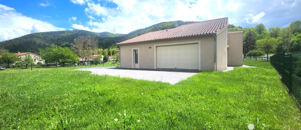 Architect house 4 rooms of 146 m² in Lavoûte-sur-Loire (43800)