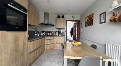 Maison 5 pièces de 178 m² à Haulchin (59121)