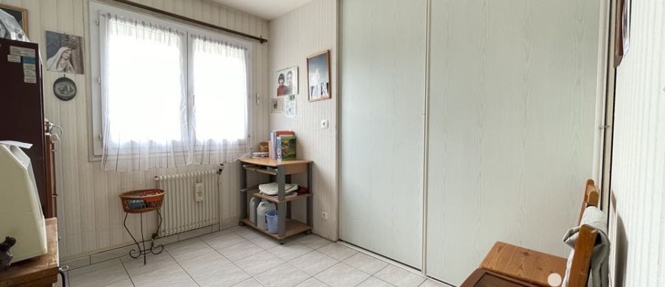 House 5 rooms of 80 m² in Sougy (45410)