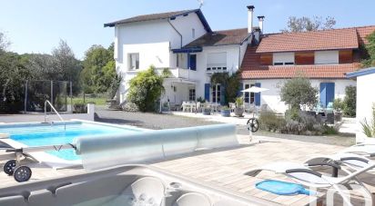 House 11 rooms of 466 m² in Lourdes (65100)