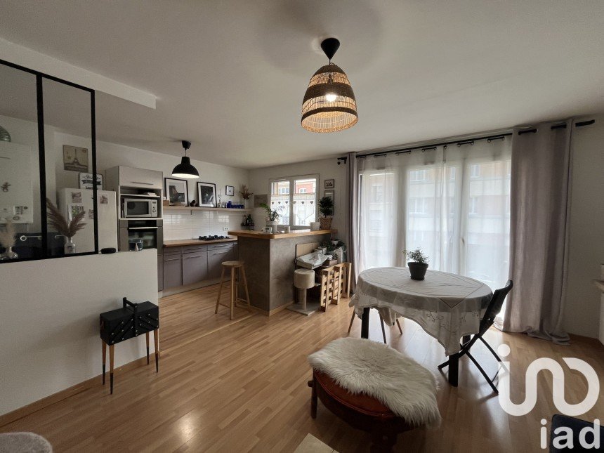 Appartement 3 pièces de 63 m² à Villemomble (93250)