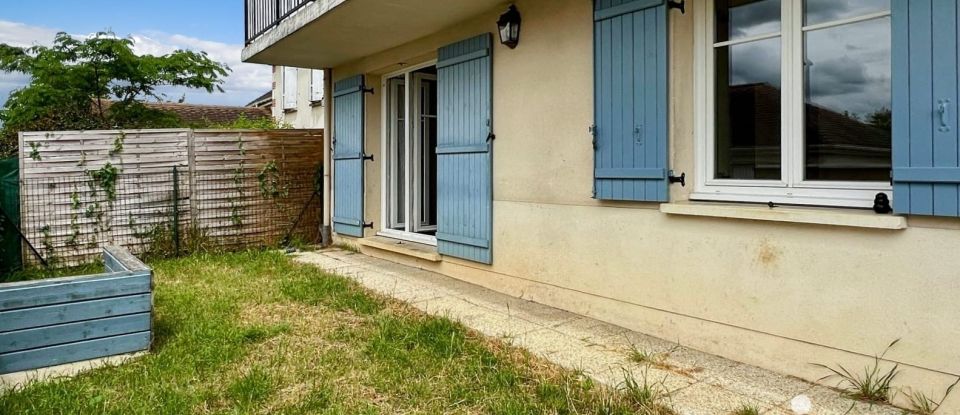 Apartment 3 rooms of 61 m² in Combs-la-Ville (77380)