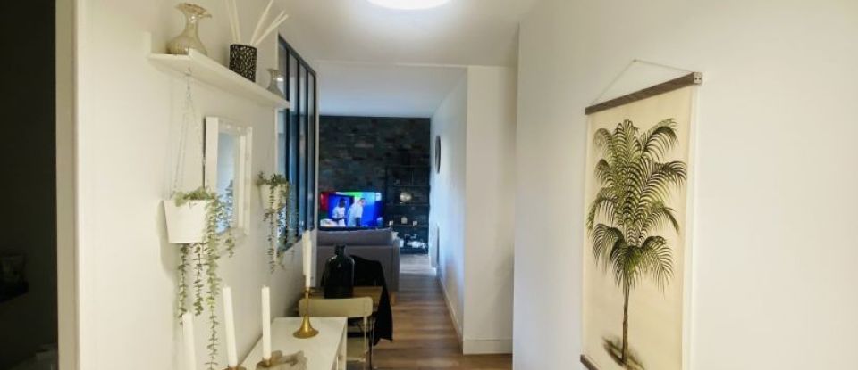 Appartement 2 pièces de 54 m² à Bordeaux (33000)
