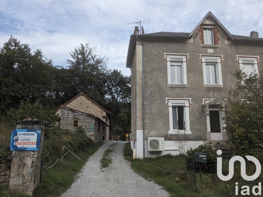 Traditional house 5 rooms of 102 m² in Jabreilles-les-Bordes (87370)