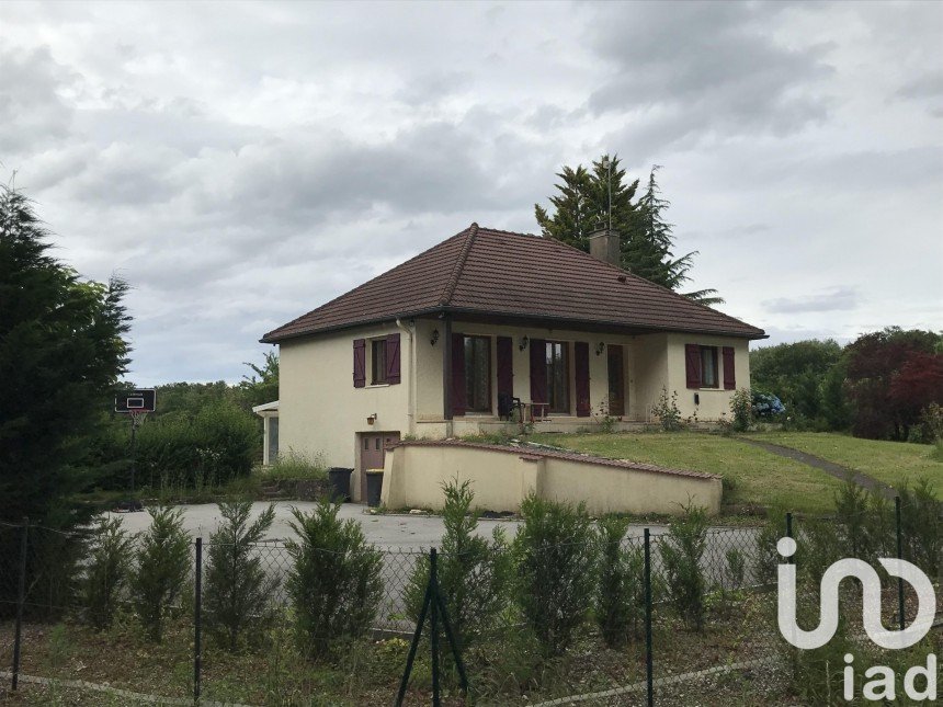 Maison traditionnelle 5 pièces de 90 m² à Saint-Germain-du-Bois (71330)