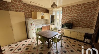 House 5 rooms of 129 m² in Parthenay (79200)