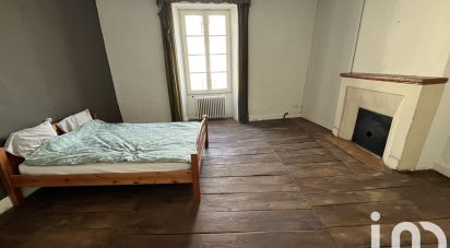 Maison 5 pièces de 129 m² à Parthenay (79200)