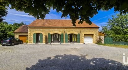 House 10 rooms of 260 m² in Sarlat-la-Canéda (24200)