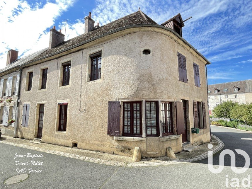 Building in Moulins-Engilbert (58290) of 199 m²