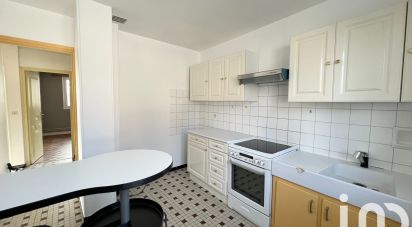 Appartement 2 pièces de 48 m² à Saint-Léger-des-Vignes (58300)