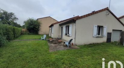 Pavilion 4 rooms of 99 m² in Parthenay (79200)