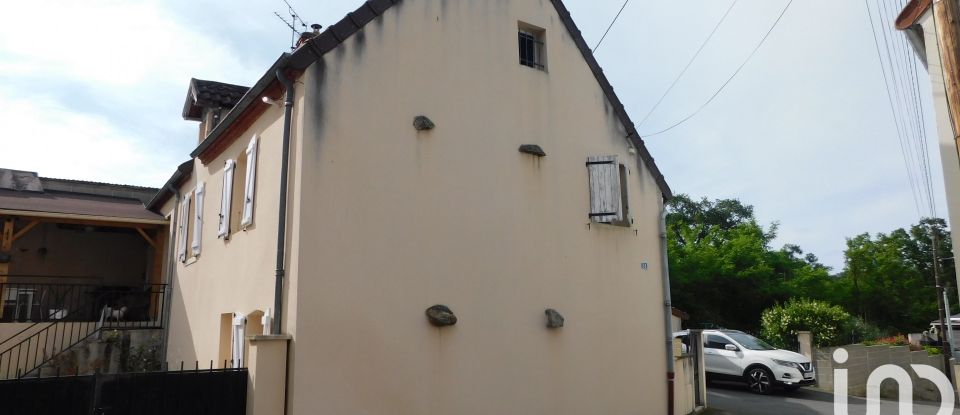 Traditional house 6 rooms of 128 m² in Désertines (03630)