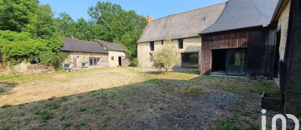 Longère 5 pièces de 268 m² à Val-d'Izé (35450)