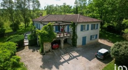 Maison 7 pièces de 216 m² à Villefranche-de-Rouergue (12200)