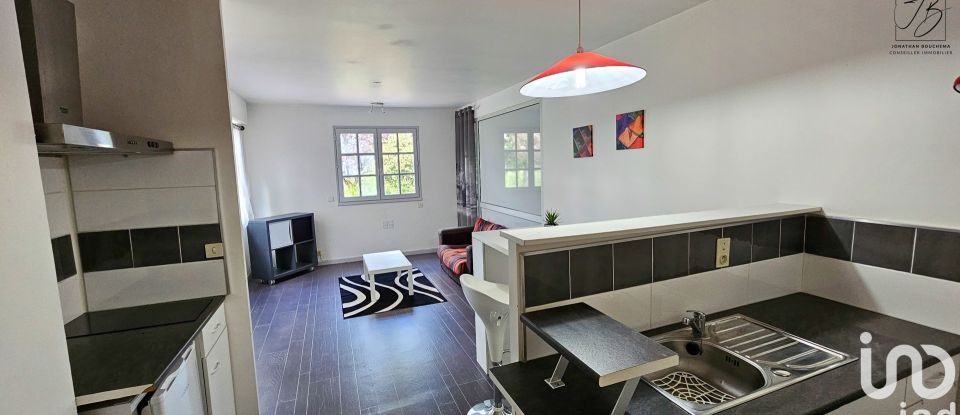 Maison 7 pièces de 216 m² à Villefranche-de-Rouergue (12200)