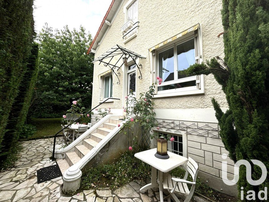 Traditional house 5 rooms of 110 m² in Le Perreux-sur-Marne (94170)