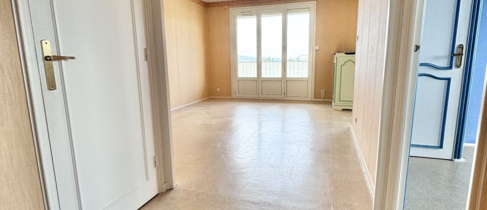 Appartement 2 pièces de 62 m² à Saint-Étienne (42100)