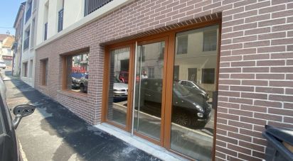 Retail property of 102 m² in Linas (91310)