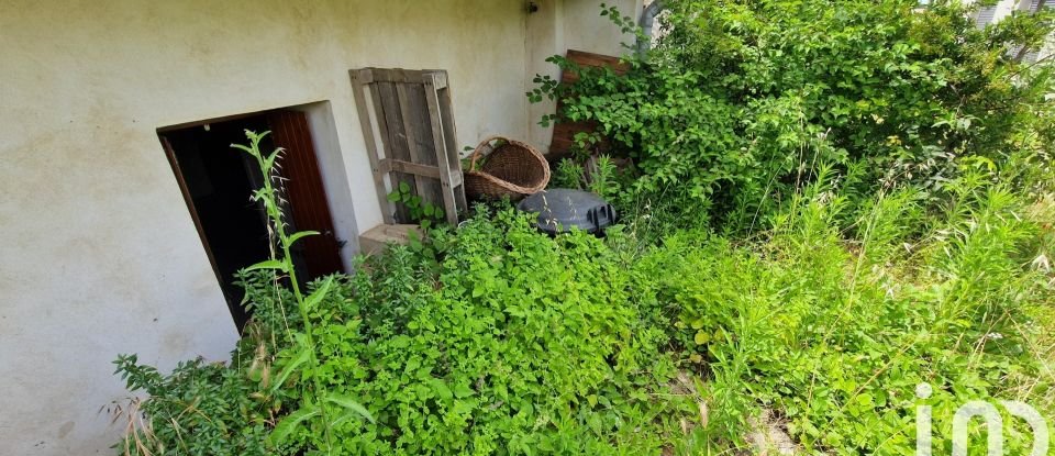 Maison de village 4 pièces de 73 m² à Saint-Gervais (30200)