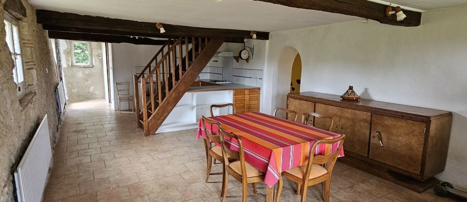 Country house 5 rooms of 137 m² in Saint-Clar (32380)