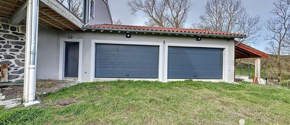 Maison de campagne 10 pièces de 290 m² à Rauret (43340)