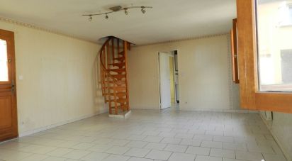 Maison 4 pièces de 90 m² à Fresnes-sur-Marne (77410)