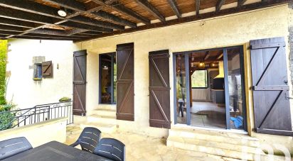 Country house 4 rooms of 117 m² in Saint-Céré (46400)