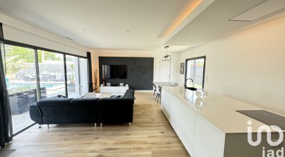 House 4 rooms of 106 m² in Sadirac (33670)