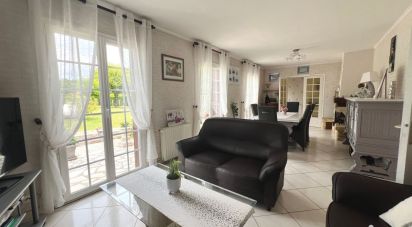 Maison 5 pièces de 103 m² à Peujard (33240)