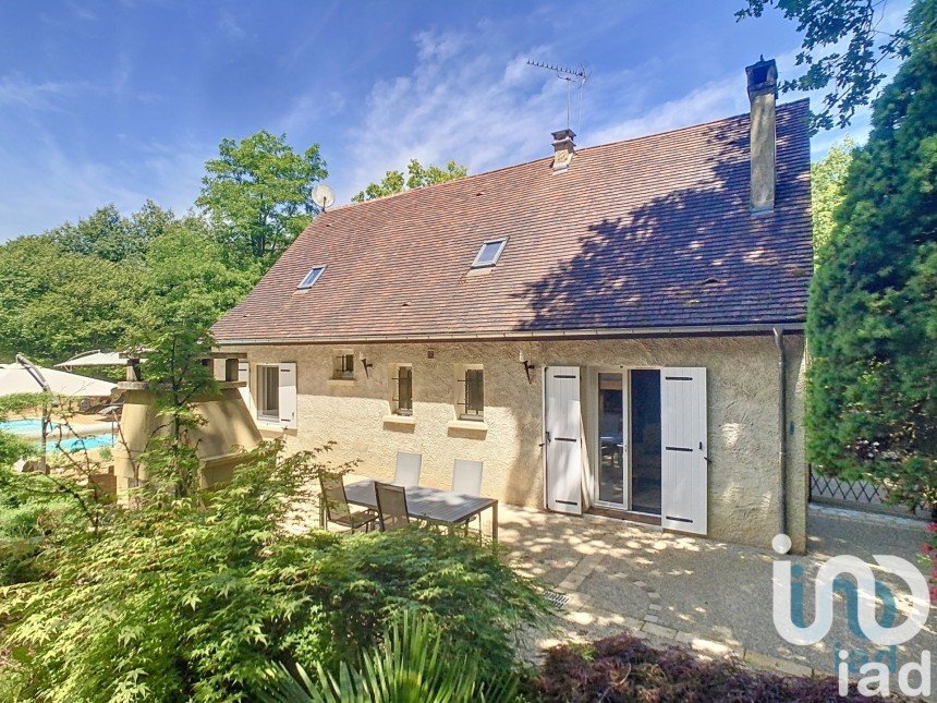 House 14 rooms of 325 m² in Sarlat-la-Canéda (24200)