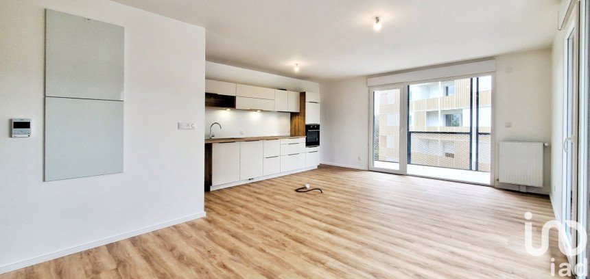 Appartement 4 pièces de 84 m² à Vannes (56000)