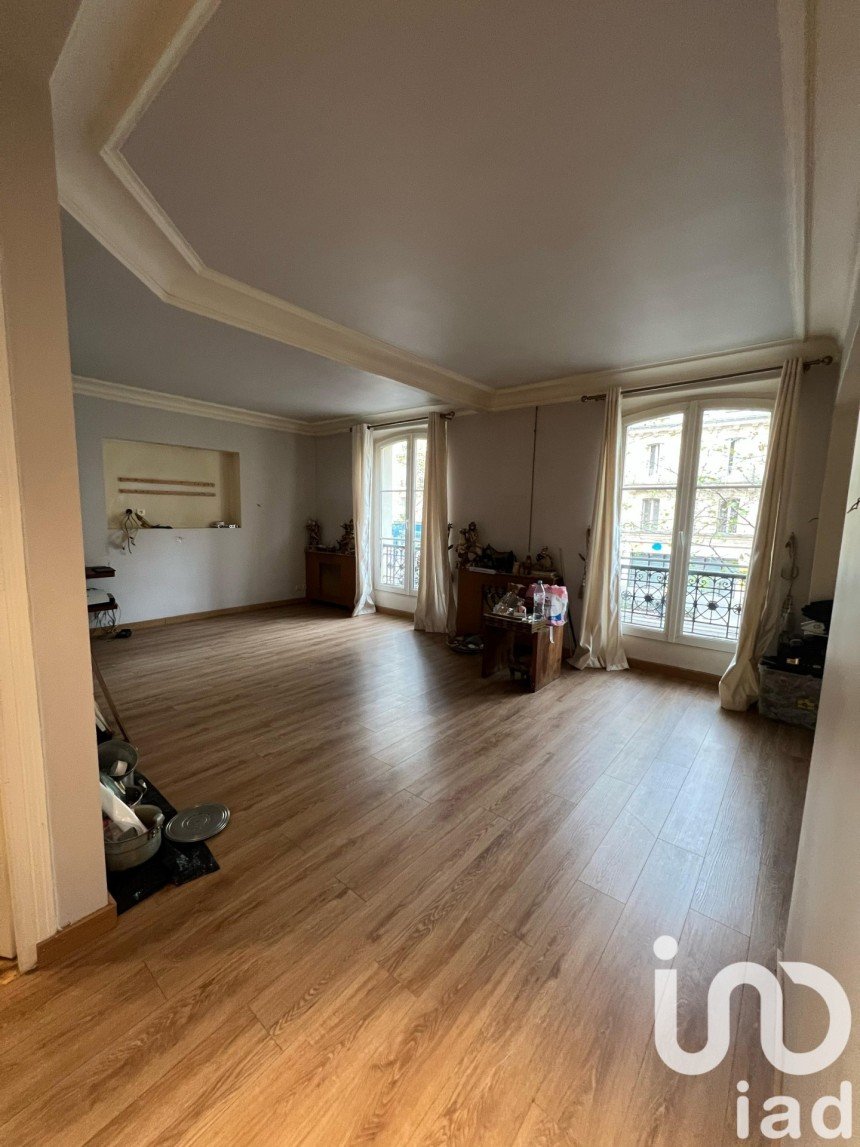 Appartement 4 pièces de 90 m² à Paris (75011)