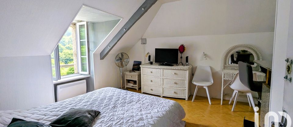 Duplex 5 rooms of 99 m² in Dinan (22100)