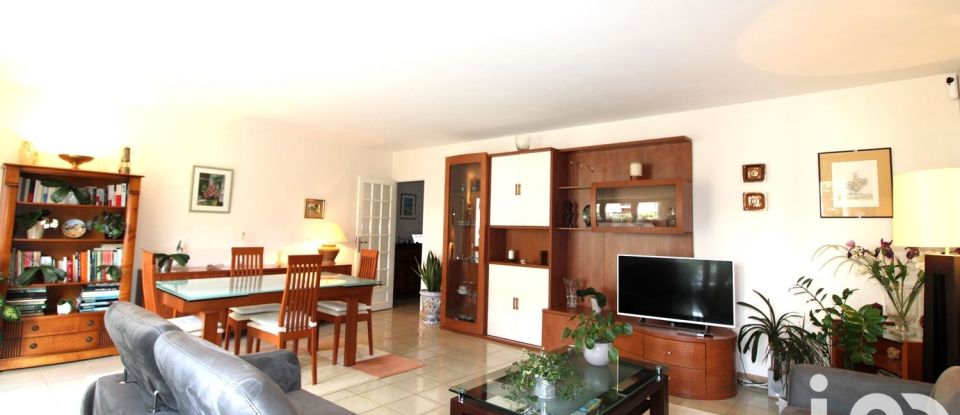 Apartment 5 rooms of 109 m² in Les Pavillons-sous-Bois (93320)