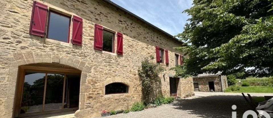 Longère 9 pièces de 300 m² à Gorses (46210)