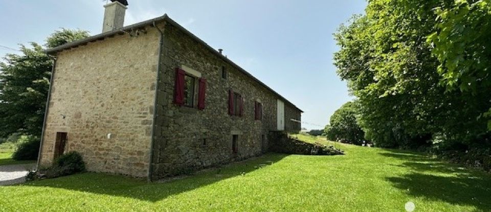 Longère 9 pièces de 300 m² à Gorses (46210)