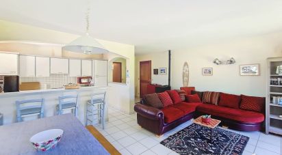 House 5 rooms of 96 m² in Saint-Palais-sur-Mer (17420)