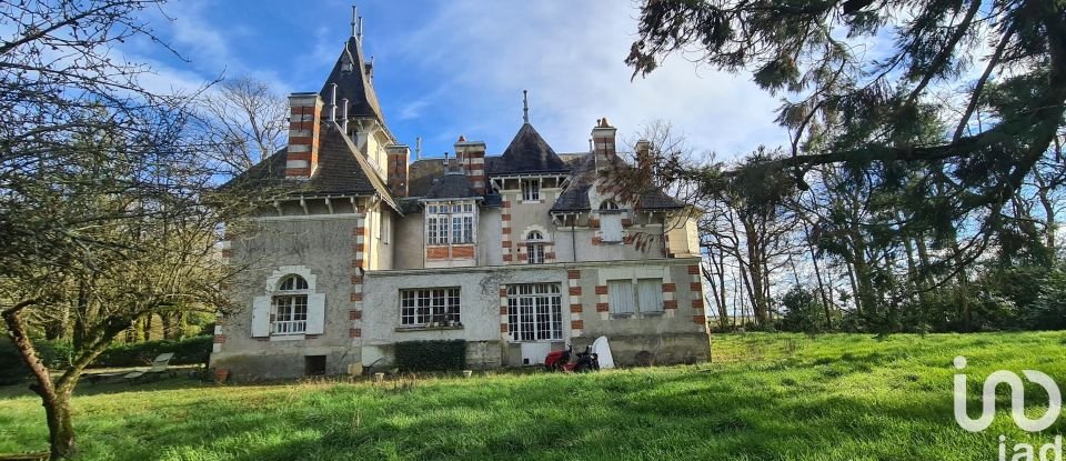 Manoir 9 pièces de 368 m² à Ferrière-sur-Beaulieu (37600)