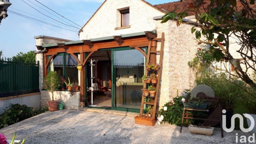 Village house 6 rooms of 155 m² in Provins (77160)