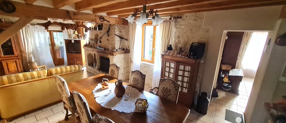 Village house 6 rooms of 155 m² in Provins (77160)