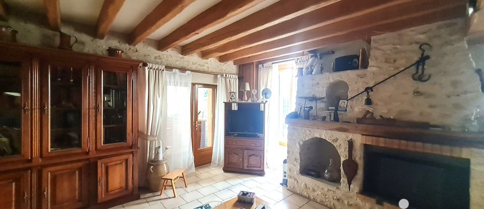 Village house 6 rooms of 155 m² in Provins (77160)