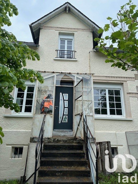 Traditional house 3 rooms of 79 m² in Égletons (19300)