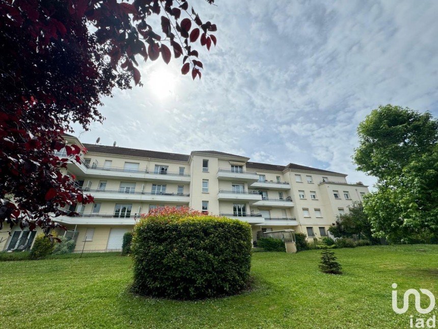 Apartment 3 rooms of 63 m² in Meaux (77100)