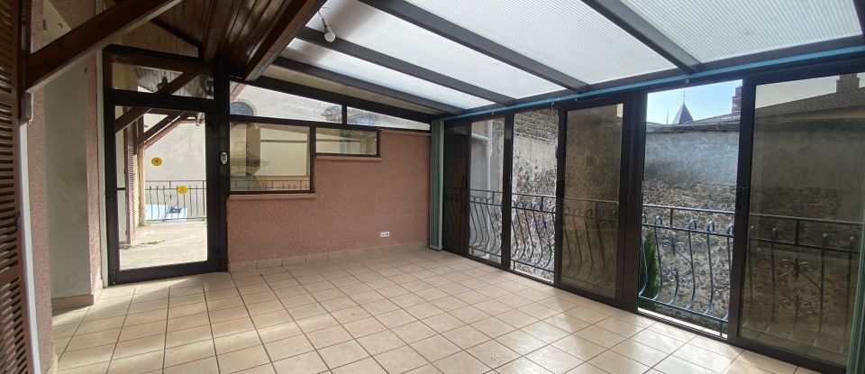 Immeuble de 447 m² à Beaujeu (69430)