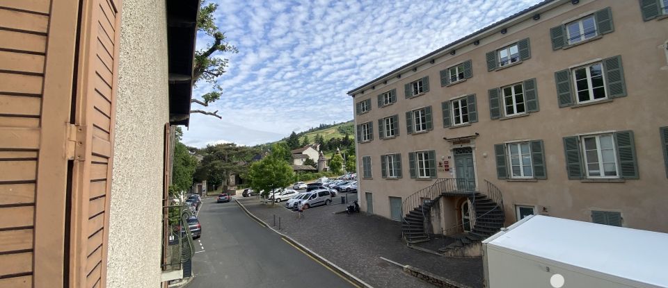 Building in Beaujeu (69430) of 447 m²