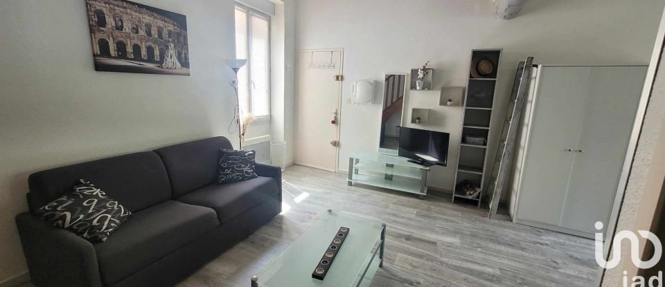 Apartment 1 room of 38 m² in Nîmes (30900)