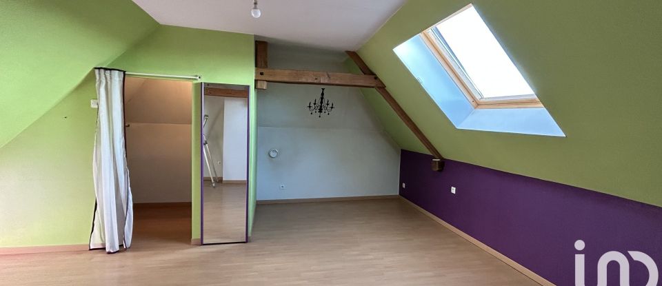 Maison 6 pièces de 181 m² à Argentonnay (79300)