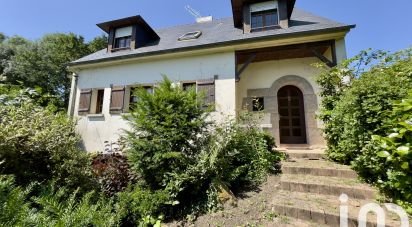 Traditional house 5 rooms of 136 m² in Saint-Nazaire (44600)