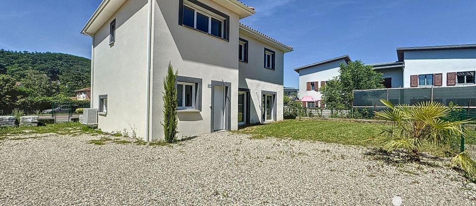 Maison 5 pièces de 160 m² à Beynost (01700)